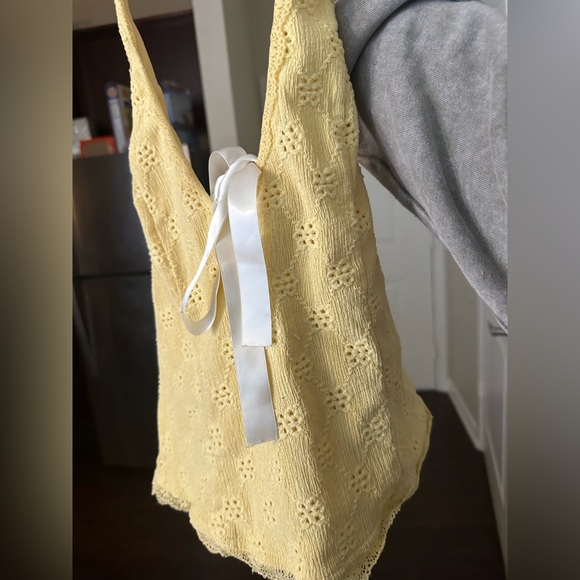 Kimchi Blue Farrah Plunge v top - Picture 4 of 7